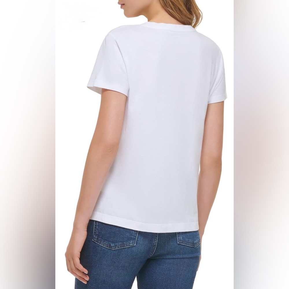 DKNY White Short Sleeve Shirt W/DKNY Logo In Silver Rhinestones, Size Large, NWT - Picture 3 of 16
